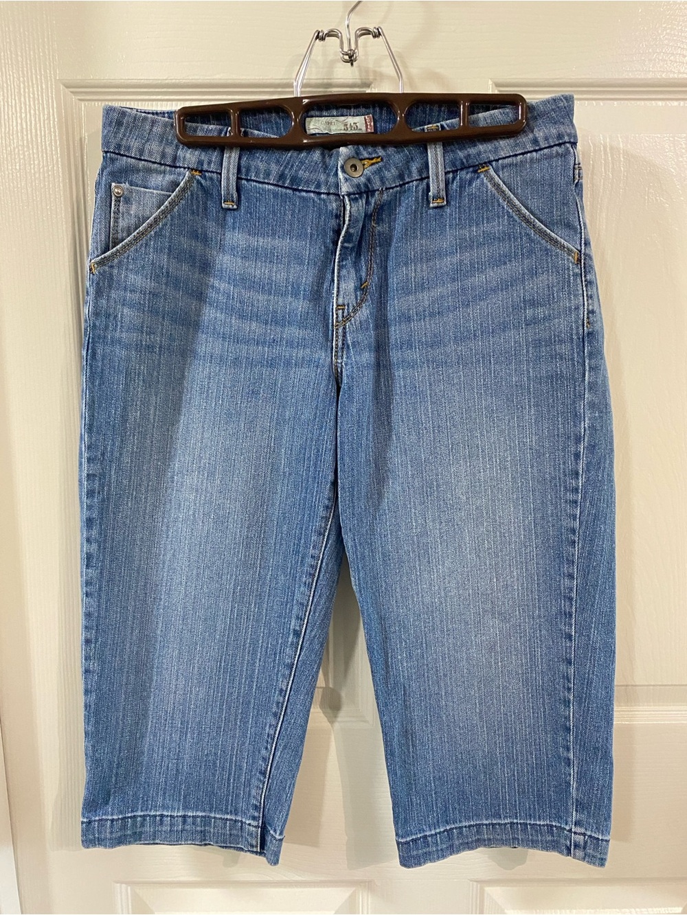 Levi’s 545 Medium Rise Light Wash Vintage Denim Capri Jeans 8 Y2K Retro 90’s